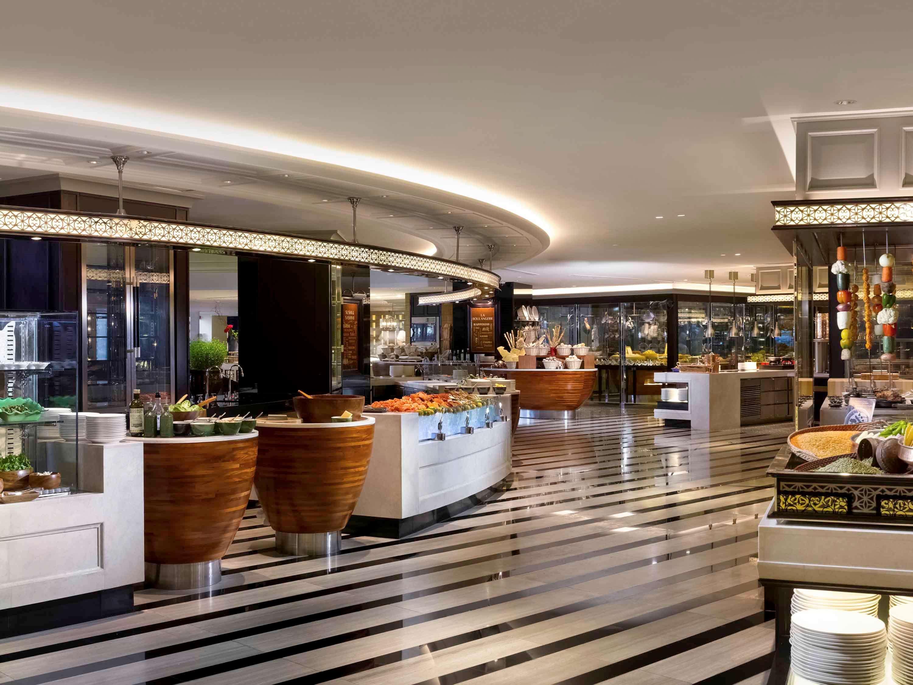 Hotel Sofitel Philippine Plaza Manila Pasay